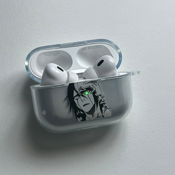 Ulquiorra AirPods Case